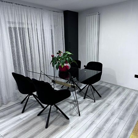 Whitehouse2 Apartment Arad Exterior foto