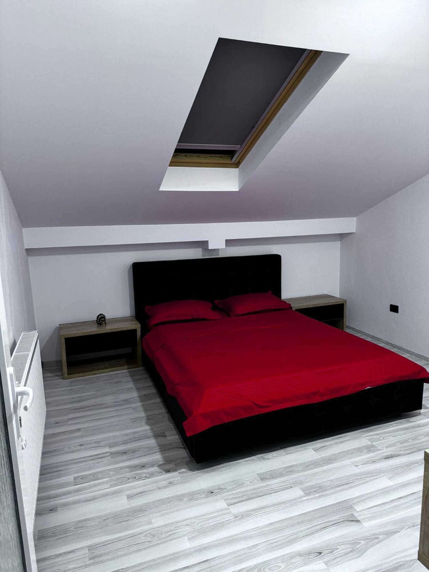 Whitehouse2 Apartment Arad Exterior foto