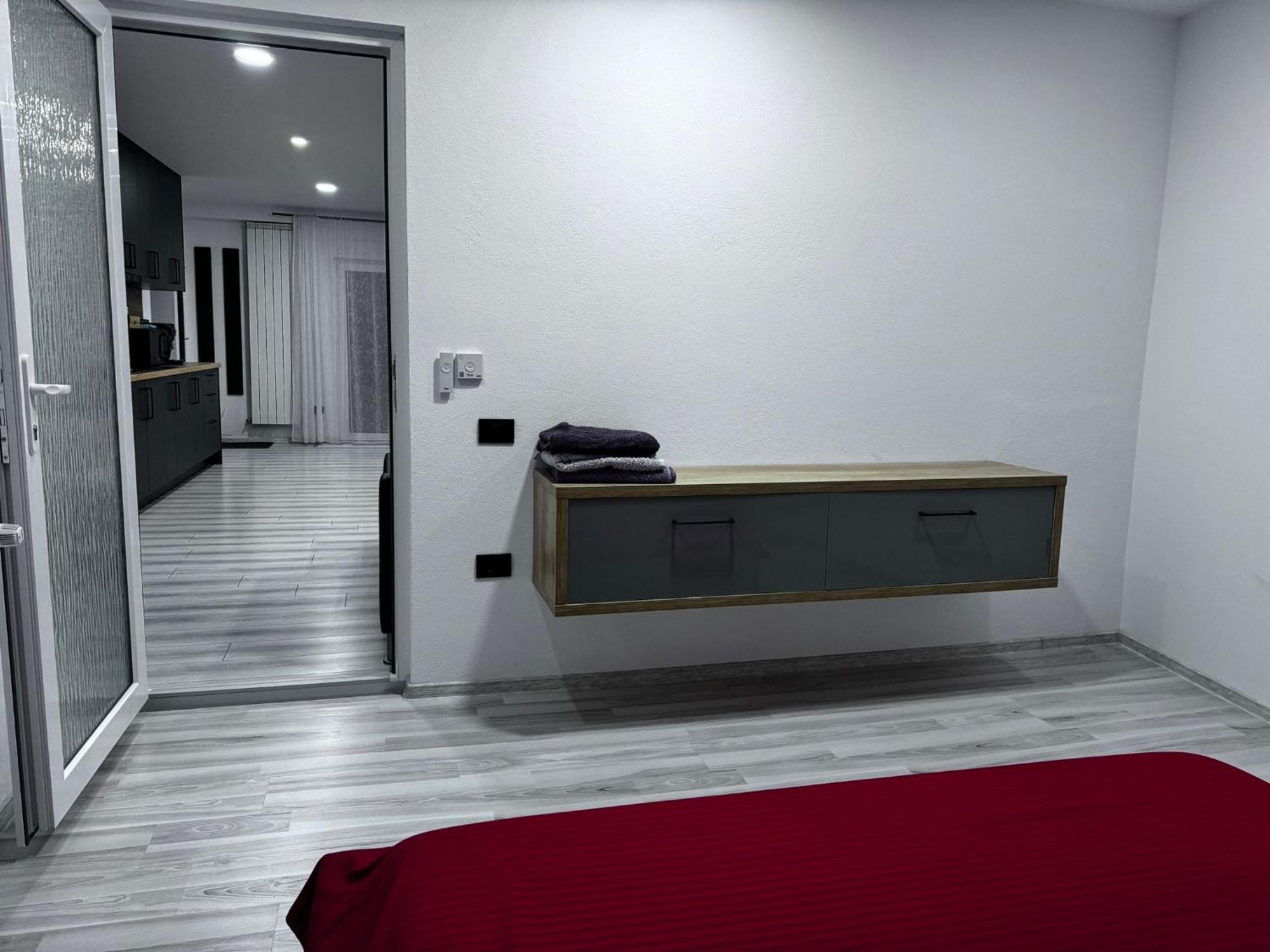 Whitehouse2 Apartment Arad Exterior foto
